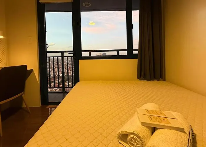 Premium Unit In Makati 35th Floor