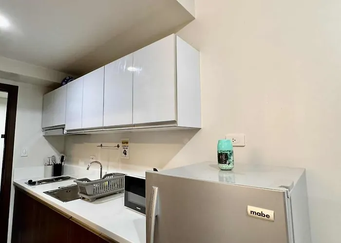 Premium Unit In Makati 35th Floor *